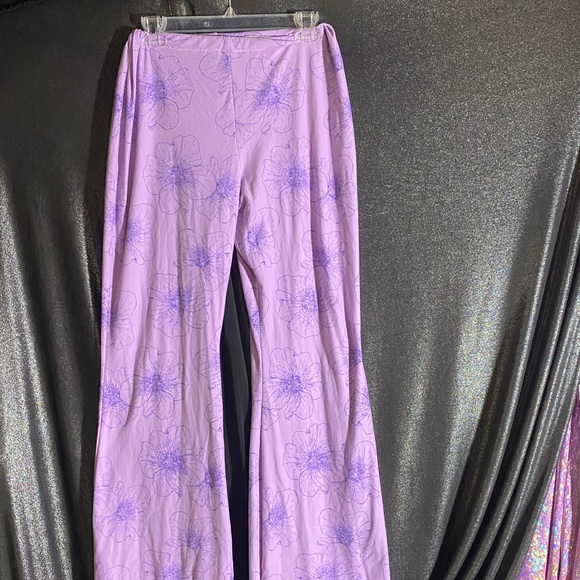Yoga Pants - Flower Print - Picture 1 of 3